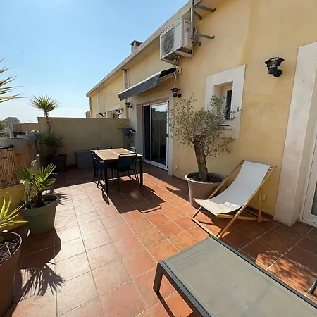 アパート Roq Duplex *