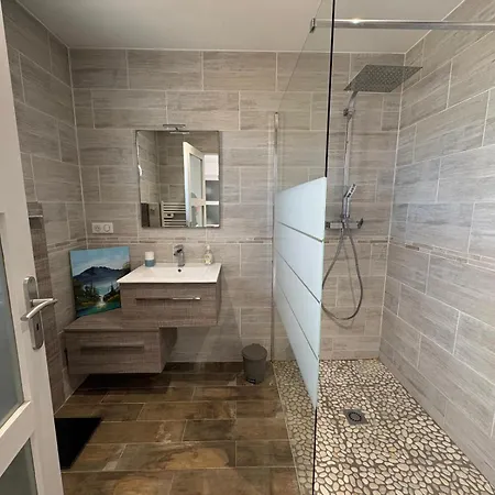 Roq Duplex アパート *